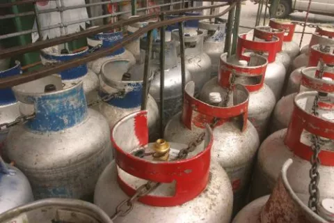 Diputados rechazan que se elimine el subsidio al tanque de gas