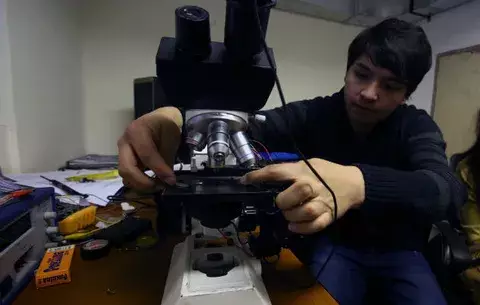 Universitarios bolivianos crean un chip detector de tuberculosis