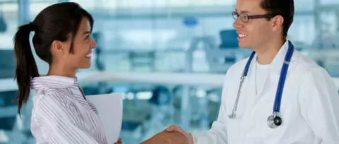 WorldWide Medical Assurance mejora calificaciones
