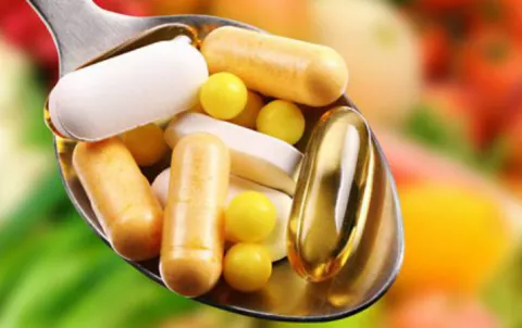 ¿Qué vitaminas son beneficiosas y cuáles pueden dañarnos?