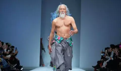 El abuelo más 'sexy' de las pasarelas