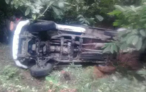 Se fue con todo y vacas por un barranco en El Empalme