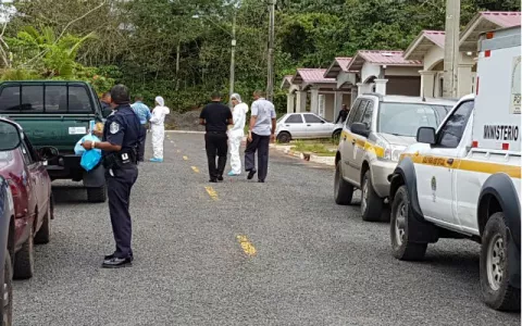 Trabajador encuentra cadáver detrás de proyecto residencial en Arraiján