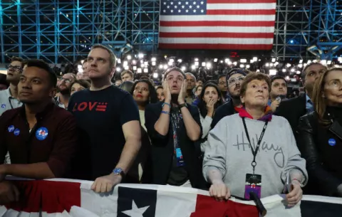 Repuntan búsquedas en internet para "mudarse a Canadá" tras ganar Trump