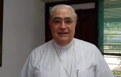 Lluvia impidió viaje del cardenal José Luis Lacunza