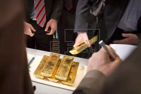 El oro sube casi el 5 % tras la victoria de Trump