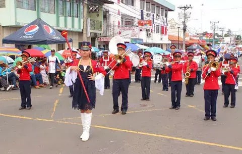 Santiagueños celebran 113 años de adhesión a la gesta separatista 