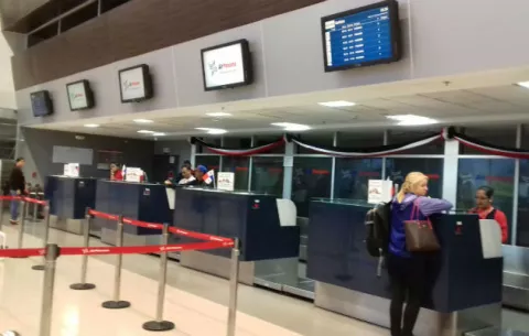 Suspenden vuelos en aeropuerto Enrique Malek de David, por lluvias