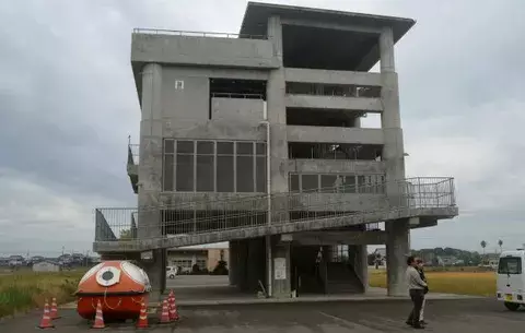 Japón se acoraza para hacer frente a un tsunami de más de 30 metros