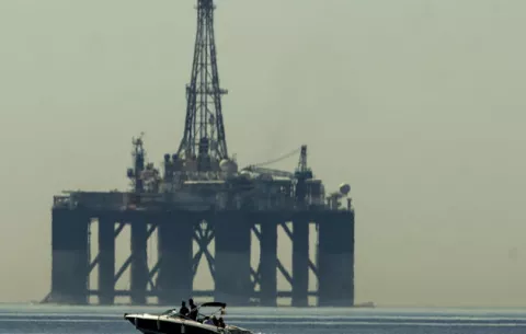 El precio del barril OPEP supera los 50 dólares por primera vez en 15 meses
