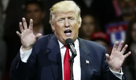Trump reitera su amenaza a los empresarios