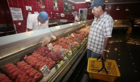 Consumidores y productores afectados ante especulación 