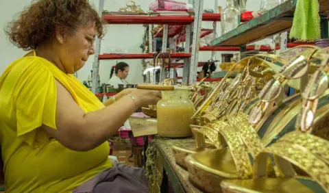 Aumentan mujeres trabajadoras