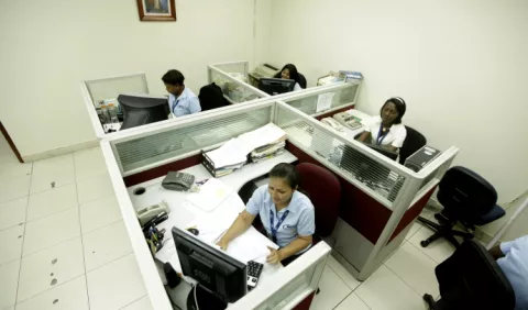 Planilla estatal sigue creciendo