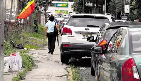 "Se acabó el relajo de estacionarse en sitios públicos", José Blandón
