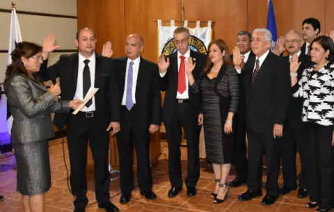 Empresarios instan a Varela a tomar decisiones concretas