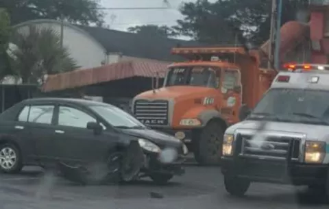 Accidente deja dos heridos en Cristóbal, Colón