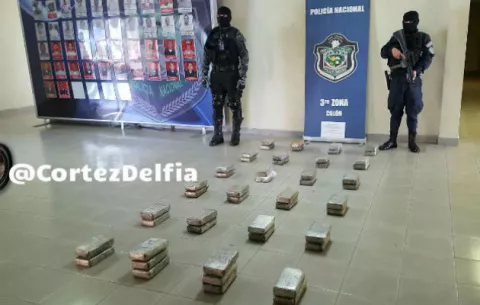 Decomisan 625 paquetes de cocaína en puerto de Colón
