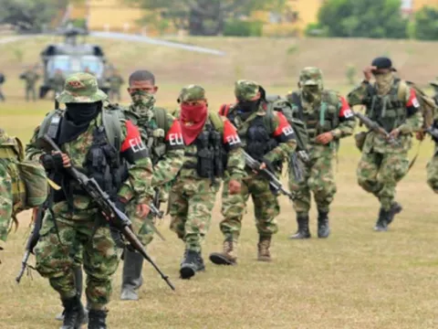 Policía colombiana captura a tres miembros del ELN en el norte del país