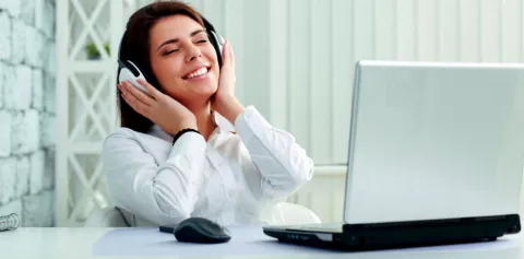 ¿Cuál es la mejor música para concentrarse en el trabajo?