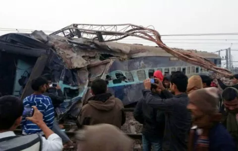 Al menos 61 heridos en accidente de tren en el norte de la India