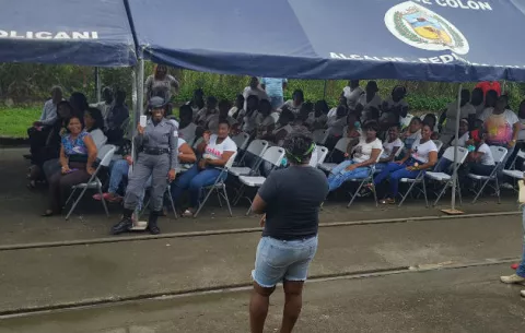 Privadas de libertad en Colón piden como regalo que atiendan sus casos