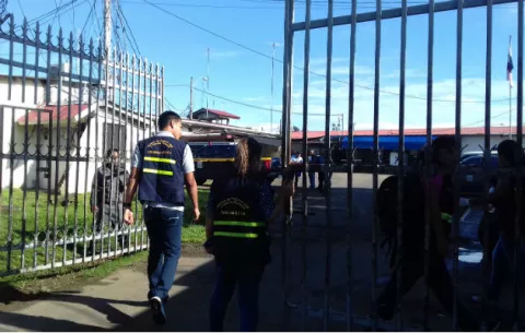 Investigan muerte de reo en la cárcel pública de David