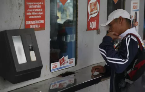 10 de enero vence plazo para renovar tarjetas del metro con beneficio