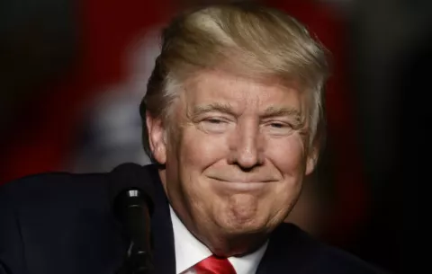 Trump elogia respuesta de Putin a sanciones de EE.UU. y lo llama "inteligente"