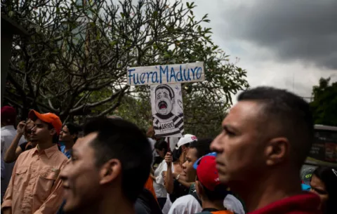 Oposición venezolana pedirá en las calles renuncia de Maduro