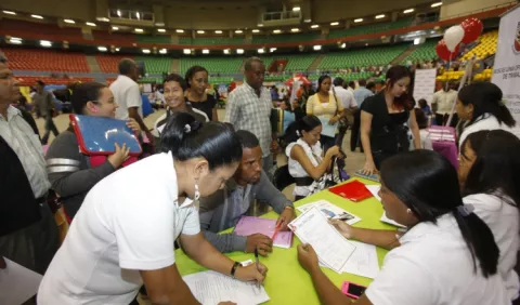 Empresas panameñas generan empleos de baja calidad