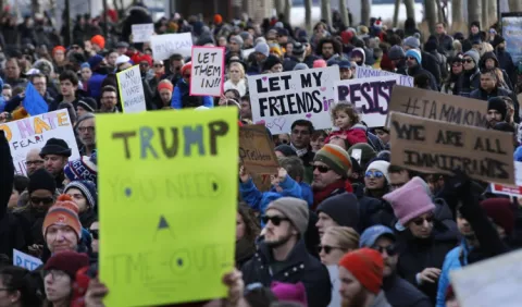 Donald Trump defiende el veto a ciudadanos de países musulmanes