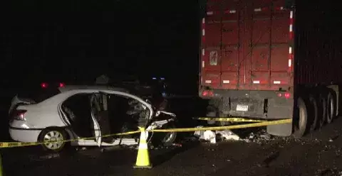 Dos hombres mueren en fatal accidente en Remedios 