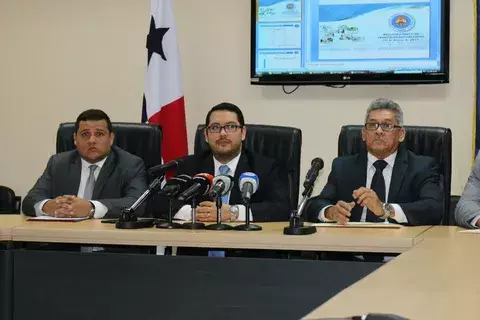 De 20 a 100 dólares aumenta el costo del registro único vehicular