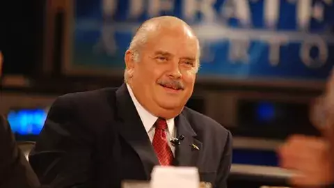 Miguel Antonio Bernal llama 'capos' en tuiter a figuras panameñistas