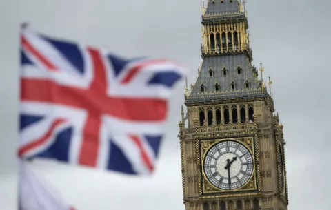 Dimite el embajador británico en la UE tres meses antes del "brexit"