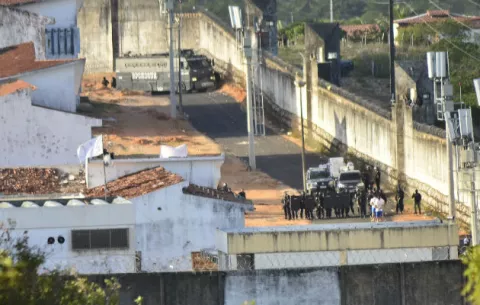 Presidente de Brasil convoca a gobernadores para tratar crisis carcelaria