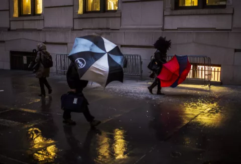Tormentas e inundaciones castigan el sur de California