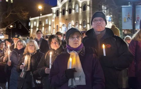 Autoridades investigan el ataque "terrorista" contra una mezquita de Québec