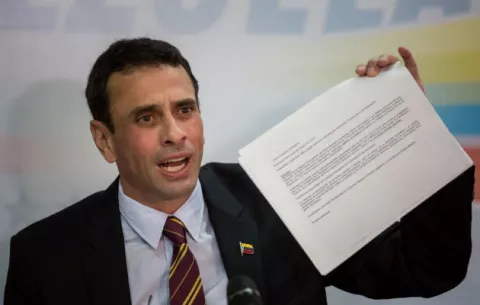 El opositor Henrique Capriles denuncia riesgo de inhabilitación 