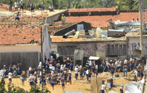 Cárcel brasileña vive séptimo día de rebelión