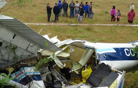 Accidente de avioneta deja al menos cuatro muertos en el sur de Chile