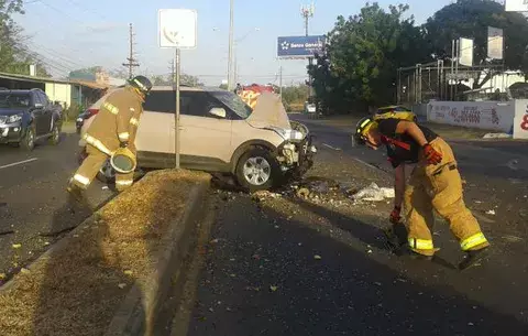 Cinco heridos deja triple colisión en Chitré