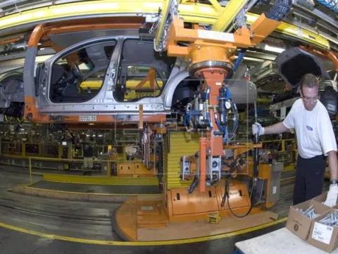 El PIB de EE.UU. se ralentiza y crece un 1,9 % en todo 2016
