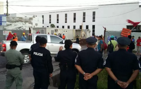 Pacientes de hemodiálisis en Chiriquí protestan por falta de medicamentos