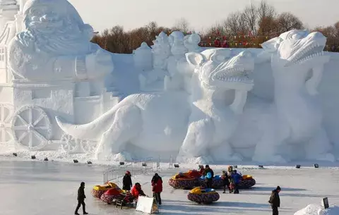 Harbin inaugura su Festival de Hielo