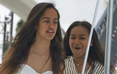 Las hijas de Bush escriben una carta a las hijas de Obama 