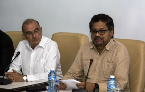 De la Calle reclama a Farc por no cumplir compromisos de entrega de menores