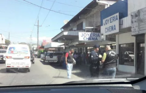 Capturan menor supuesto implicado en homicidio de joyero