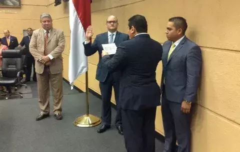 Bancada de CD evita 'continuismo' de Pinilla en el Tribunal Electoral